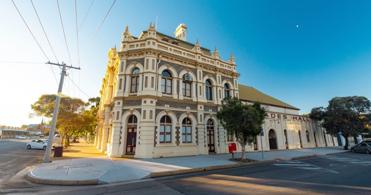 Broken Hill Trades Hall | Back O' Bourke - Official Tourism Website